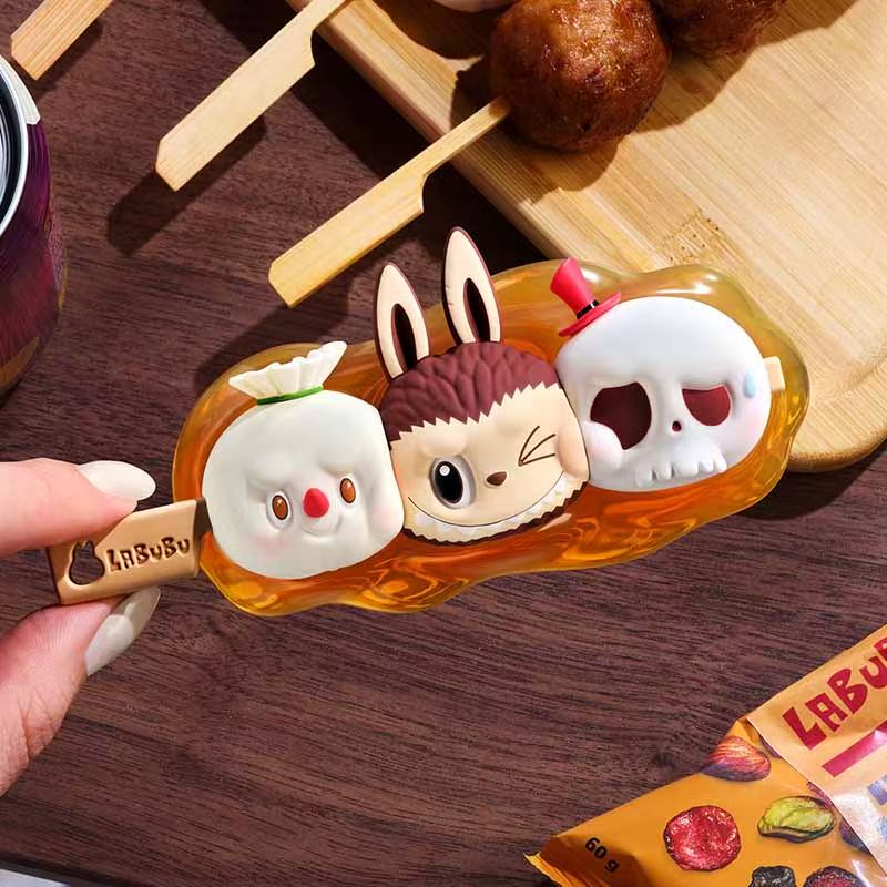 LABUBU THE MONSTERS Wacky Mart